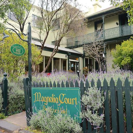 Magnolia Court Boutique Hotel Melbourne Exterior photo